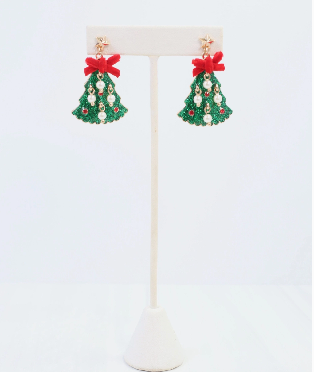 Christmas Tree Earring with Bow and Pearls Green
