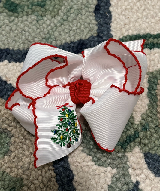 Embroidered Christmas Tree Crochet Edge Bow
